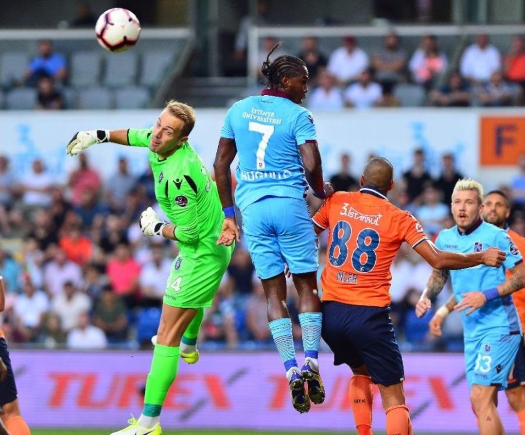 Spor Toto S&uuml;per Lig: Medipol Başakşehir: 1 - Trabzonspor: (ilk Yarı)