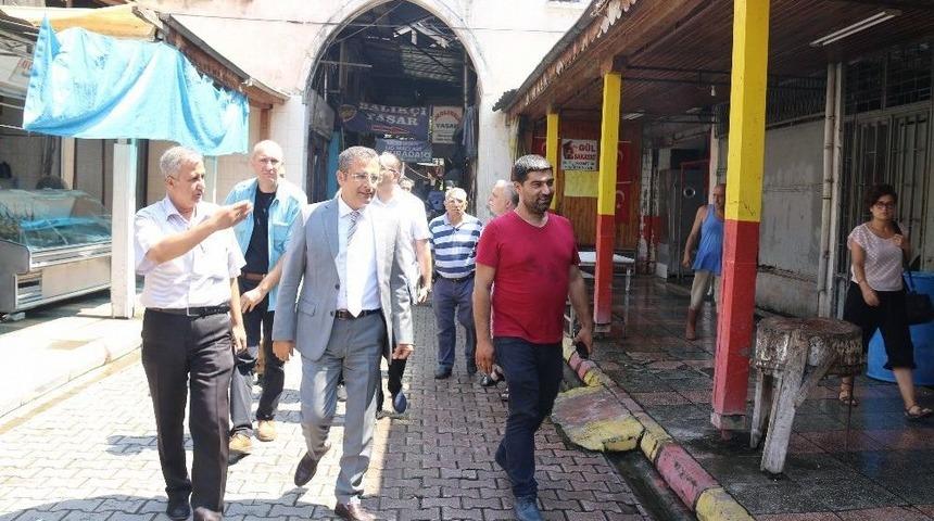 Başkan Pamuk, Akdeniz Esnafının Taleplerini Dinledi