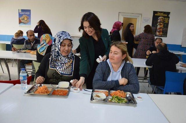 Ak Parti İl Başkanı Dağdelen: “her Zaman Kadınlarımızın Yanındayız”