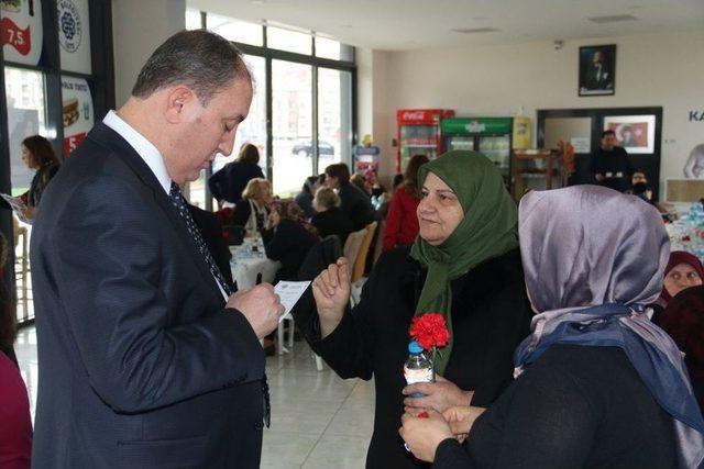 Biga’da Dünya Kadınlar Günü Etkinliği