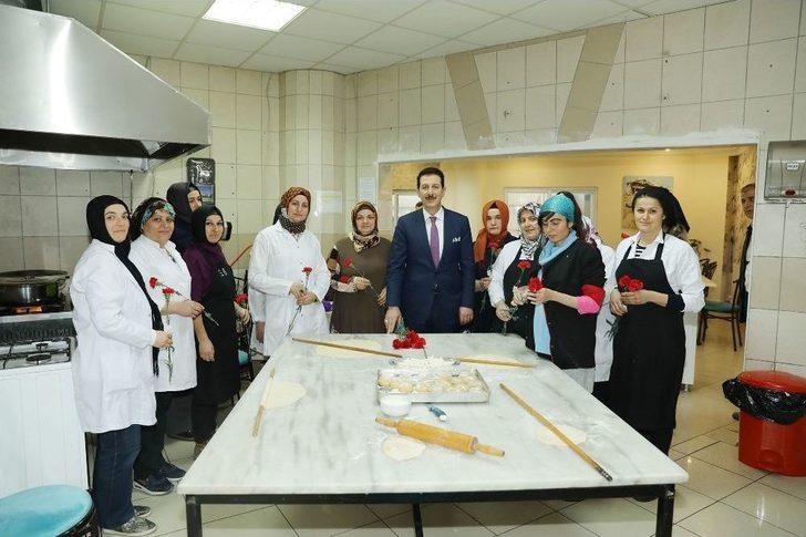 İlkadım’da 8 Mart Dünya Kadınlar Günü’nde Anlamlı Buluşma G4