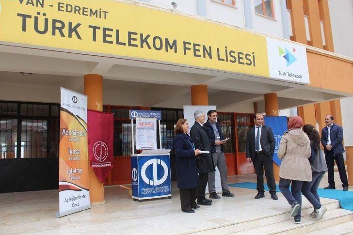 Van’da ‘ikinci Üniversite’ Fırsatları Anlatıldı G1