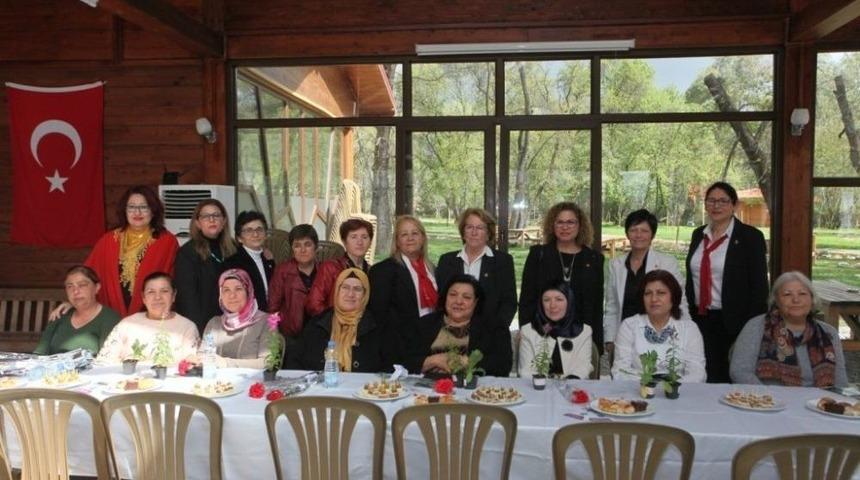 Köyceğiz Belediyesi Kadın Akademisi’nden “kadınlar Buluşuyor” Etkinliği