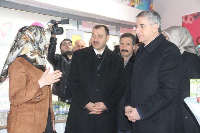 Elazığ’da Kadın Yaşam Merkezi Açıldı