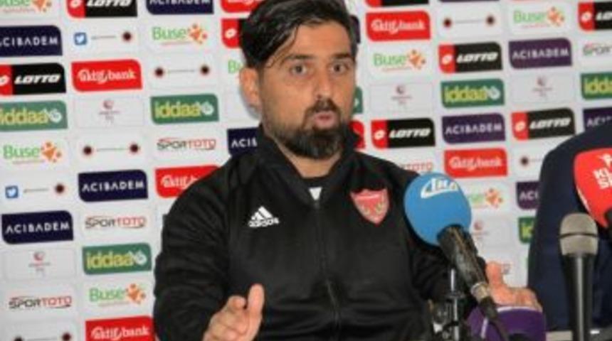 İlhan Palut: "gereksiz Bir Penaltıyla Geriye Düştük"