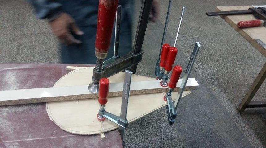 Kadim T&uuml;rk M&uuml;ziği Enstr&uuml;manı &ldquo;dombıra&rdquo; Ankara&rsquo;da &Uuml;retiliyor