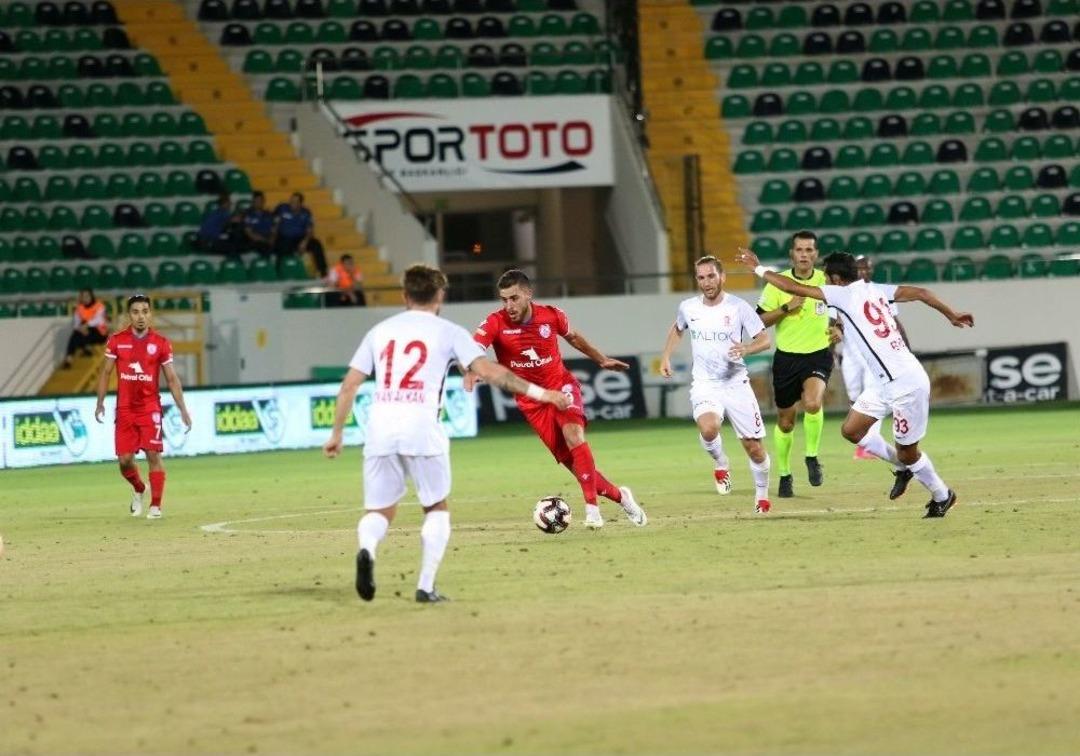 Spor Toto 1. Lig: Balıkesirspor Baltok: - Altınordu: 0