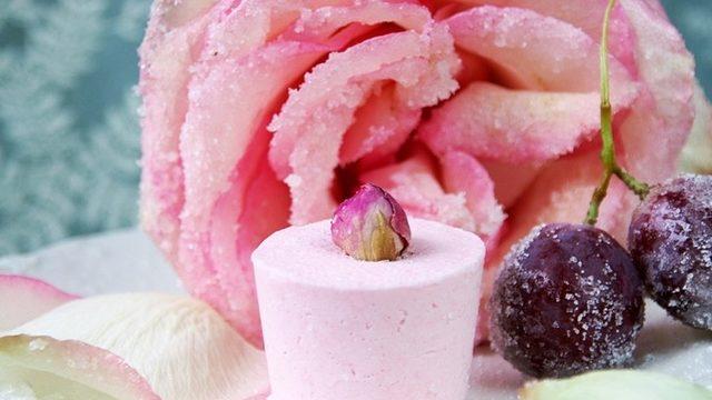 Enfes Güllü Dondurma