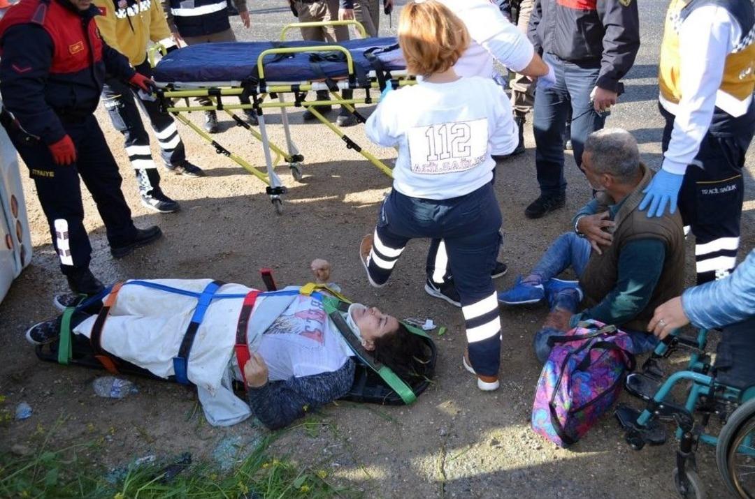 Didim- S&ouml;ke Yolunda Midib&uuml;s Devrildi