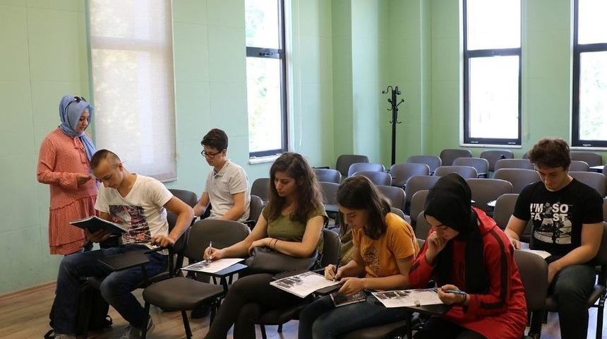 Samek&rsquo;te Yaz Kursları Devam Ediyor