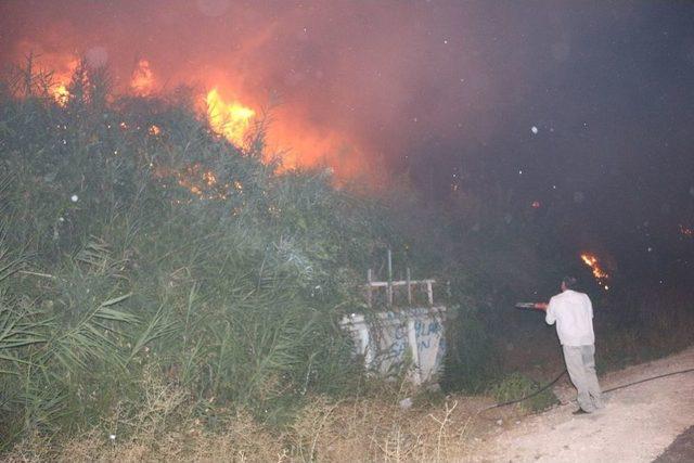 Adıyaman’da Korkutan Bahçe Yangını