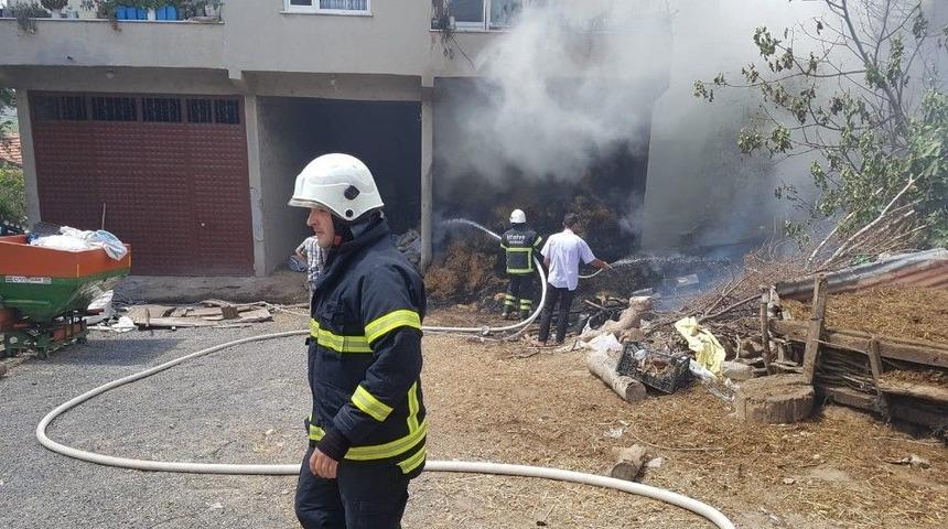 &Ccedil;&ouml;p Yakayım Derken Az Daha Evi Yakacaktı