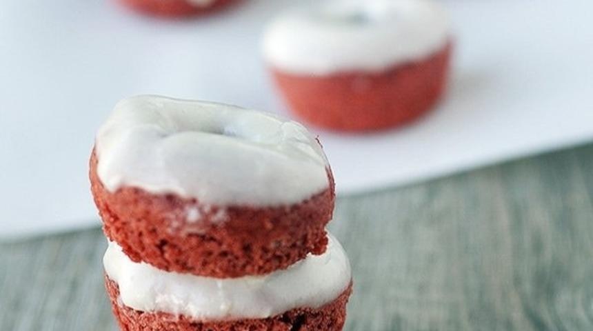 Dolgulu Red Velvet Donut