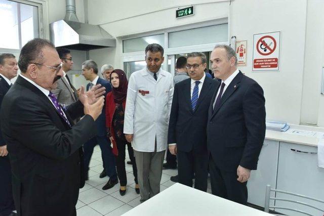Bakan Özlü Mersin Üniversitesi’ni Ziyaret Etti