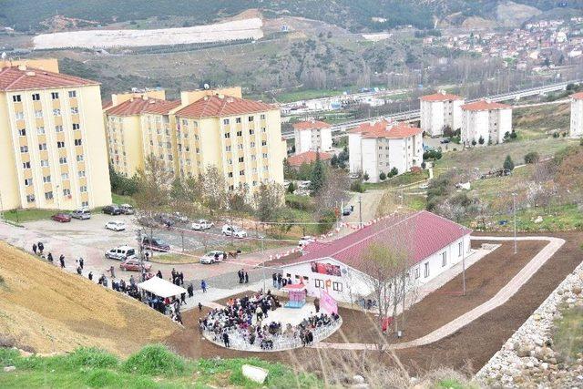 Kadın Ve Spor Merkezi Kadınların Hizmetine Açıldı