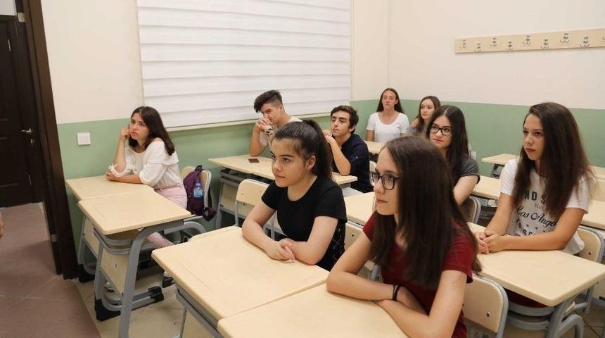 &Ouml;ğrencilerden Baysem&rsquo;e Teşekk&uuml;r