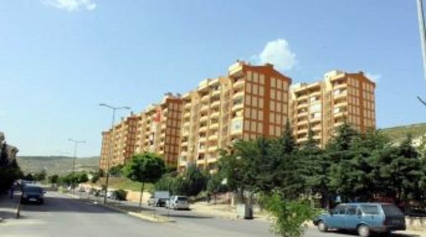 Kilis&rsquo;te Altı Ayda 201 Konut El Değiştirdi