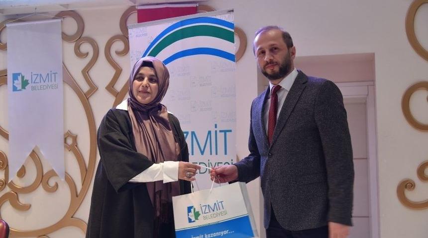 İzmit&rsquo;te 8 Mart Kadınlar G&uuml;n&uuml;&rsquo;nde Hz. Hatice&rsquo;nin Hayatı Anlatıldı