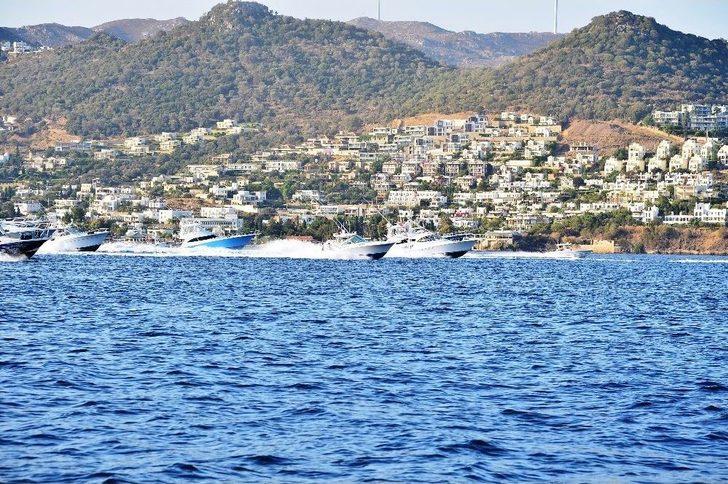 Ünlü İş Adamlarının Katıldığı Balık Turnuvasında 118 Kiloluk Orkinos Tutuldu G5