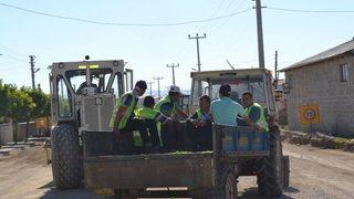 Şuhut Belediyesi Çevre Düzenleme Çalışmalarına Devam Ediyor