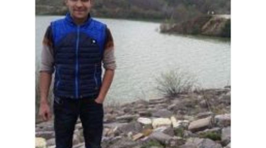 19 Yaşındaki Gen&ccedil; Kalbine Yenik D&uuml;şt&uuml;