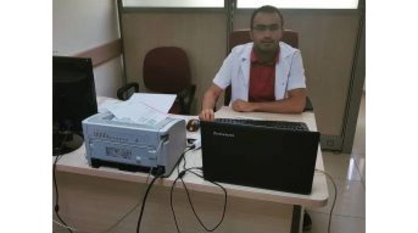 Şuhut İl&ccedil;e Devlet Hastanesine &Uuml;&ccedil;&uuml;nc&uuml; Dahiliye Doktoru