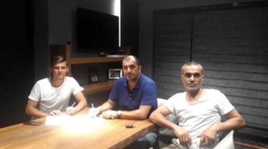 Karab&uuml;kspor, Berke Sağkan&rsquo;ı Transfer Etti