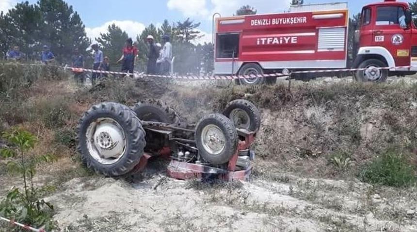 Devrilen Trakt&ouml;r&uuml;n Altında Kalan S&uuml;r&uuml;c&uuml; Ağır Yaralandı