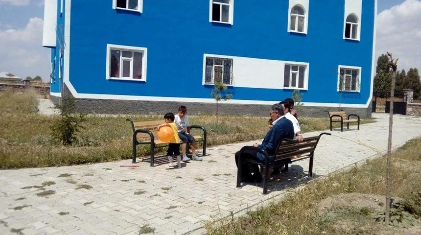 &Ouml;zalp Belediyesinden Cami Ve Taziye Evi Yapımına Destek