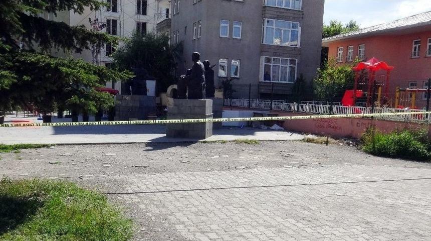 Kars&rsquo;ta Silahlı Kavga: 1 &Ouml;l&uuml;, 3 Yaralı