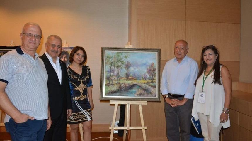 Tgrt Fm&rsquo;e İbrahim Halilullah K&uuml;lt&uuml;r&uuml;ne Hizmet Plaketi