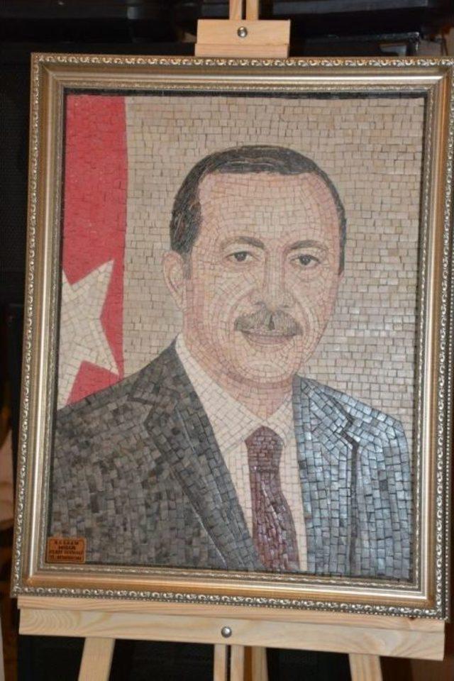 Tgrt Fm’e İbrahim Halilullah Kültürüne Hizmet Plaketi