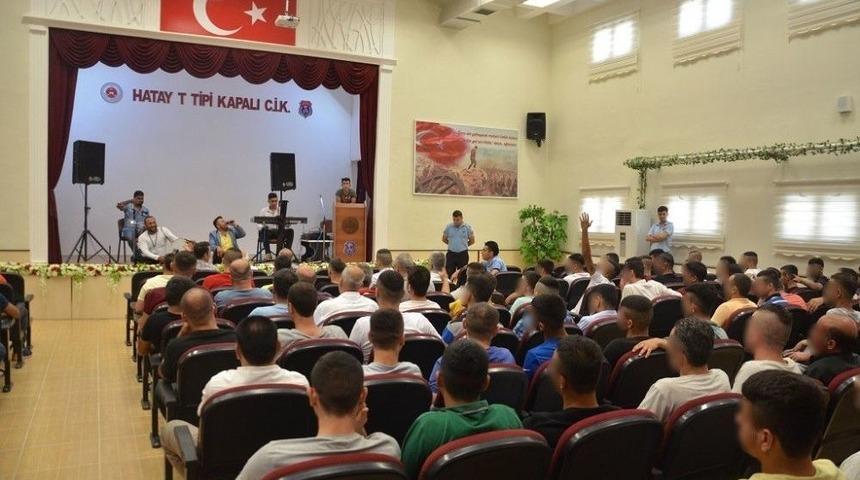 Cezaevinde H&uuml;k&uuml;ml&uuml; Ve Tutuklulara Konser