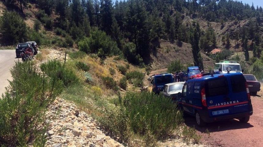 Motosiklet S&uuml;r&uuml;c&uuml;s&uuml; Hayatını Kaybetti