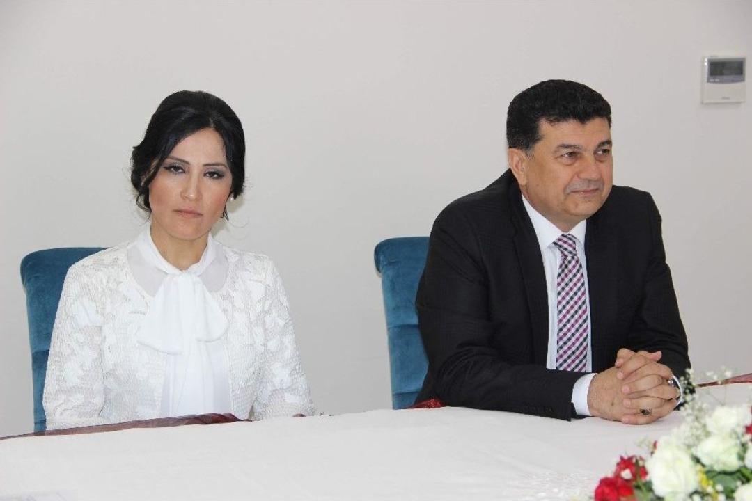 Aile M&uuml;d&uuml;r&uuml; Boz&ccedil;elik D&uuml;nya Evine Girdi