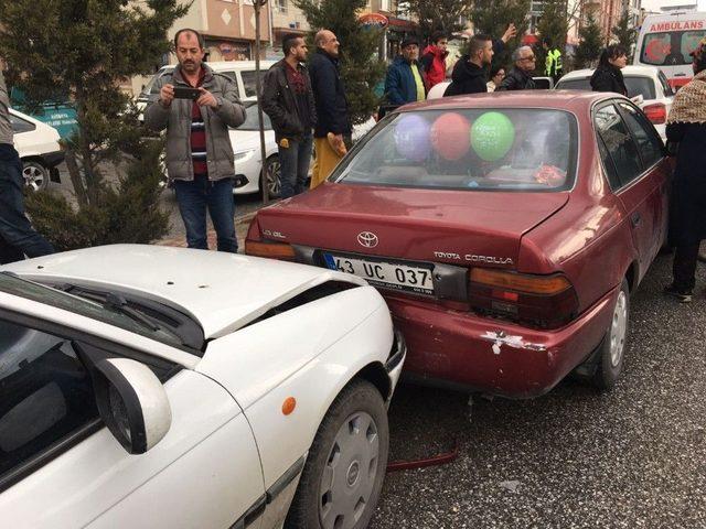 Kütahya’da Zincirleme Trafik Kazası: 1 Yaralı