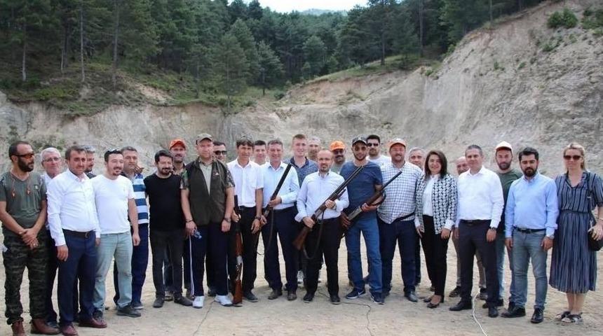 Avcılar Yenice&rsquo;de Kıyasıya Yarıştı