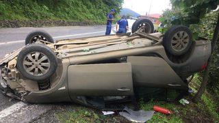 Takla Atan Araçtan Yaralı Kurtuldu