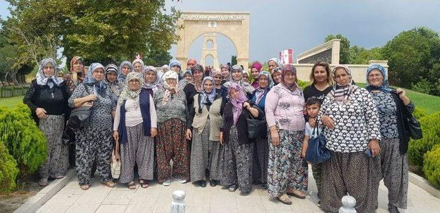 Saruhanlı Belediyesi, 3 Mahalleyi Daha Çanakkale’ye Götürdü