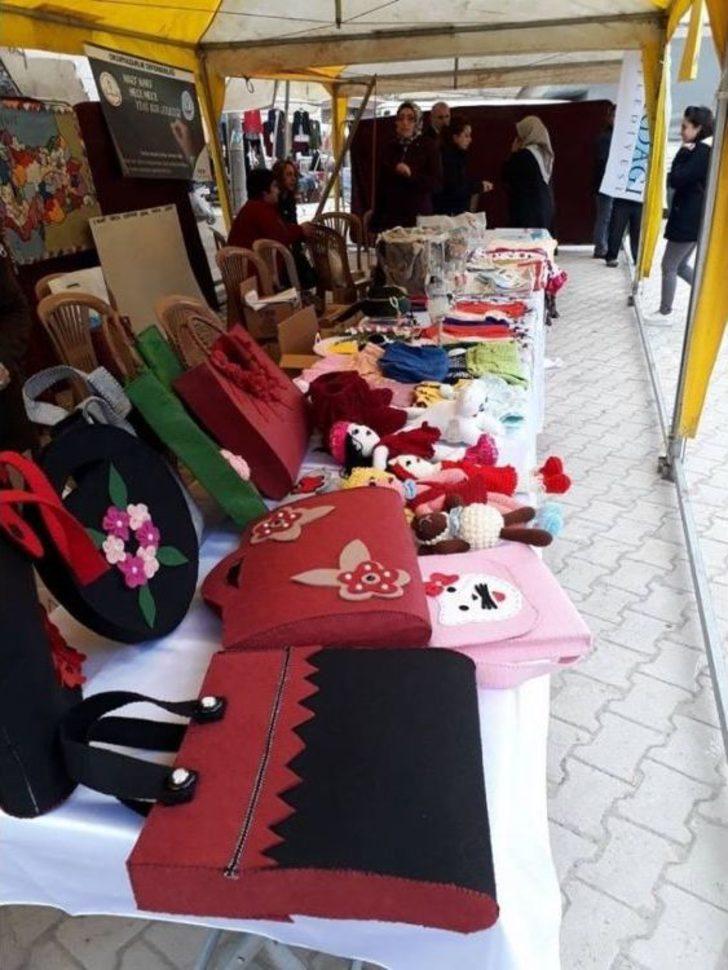 Kadınlar İçin Bilgilendirme Ve Farkındalık Sergisi G2