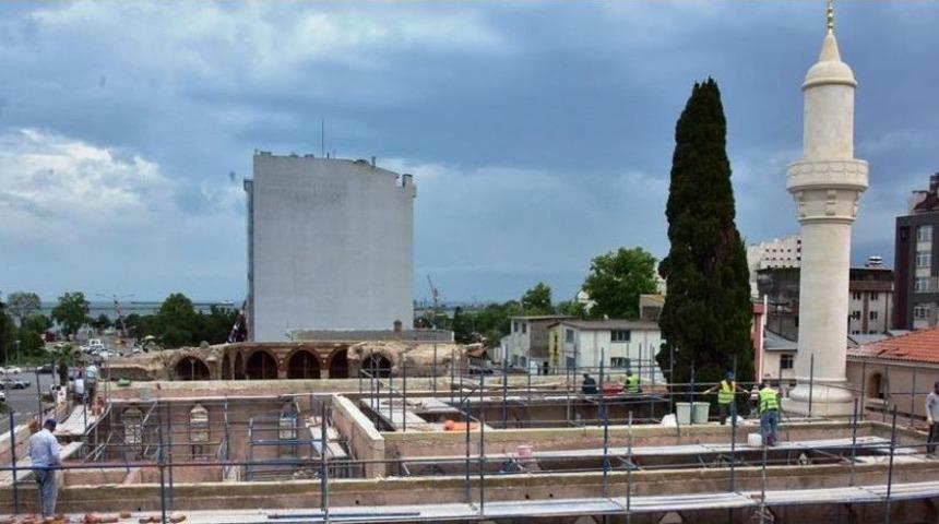 Tarihi Medresenin Restorasyonu S&uuml;r&uuml;yor