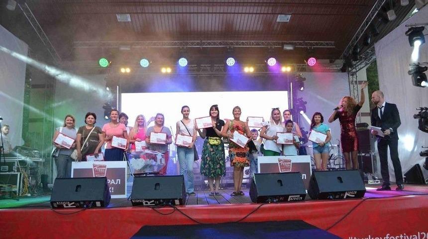 T&uuml;rkiye Festivali, Moskova&rsquo;da G&ouml;n&uuml;lleri Fethetti