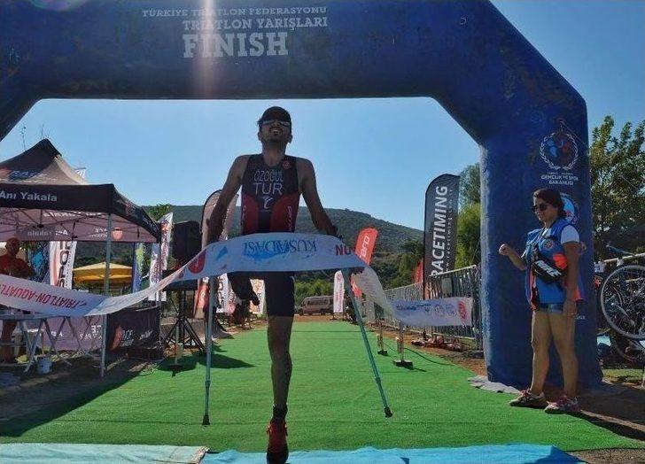 Kuşadası Triatlon Aquatlonu Sona Erdi G1