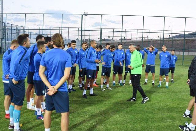 B.b. Erzurumspor İkinci Etap Kamp Çalışmalarına Başladı