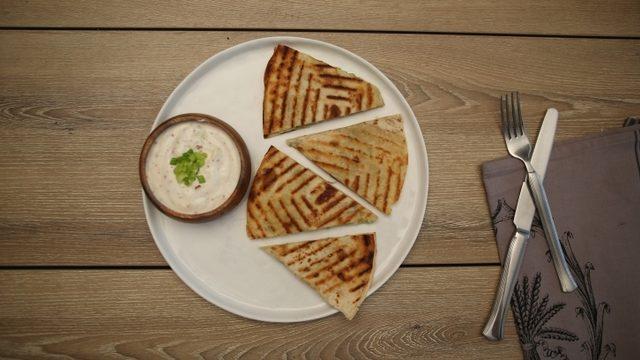 Meksika Pidesi ( Quesadilla )