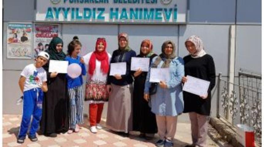 &Ouml;rg&uuml; Kursunu Bitiren Hanımlar Sertifika Aldı
