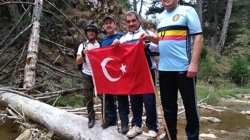Sandıklı Doğa Sporları G&ouml;n&uuml;ll&uuml;leri Tokalı Kanyonu Başarıyla Ge&ccedil;ti