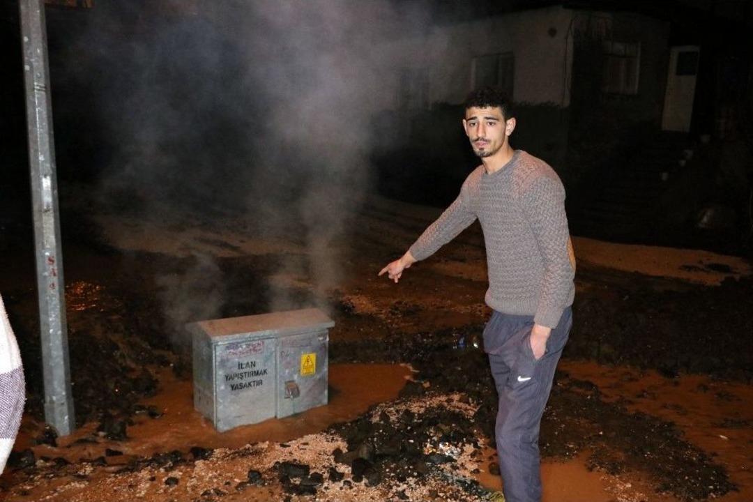 Yozgat&rsquo;ta Elektrik Baksından &Ccedil;ıkan Duman Paniğe Neden Oldu