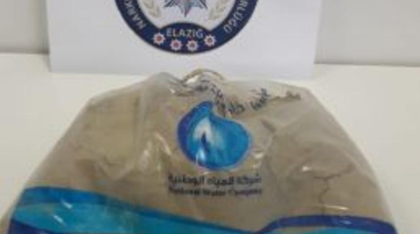 Elazığ&rsquo;da 18 Kilo Esrar Ele Ge&ccedil;irildi, 3 Ş&uuml;pheli Tutuklandı