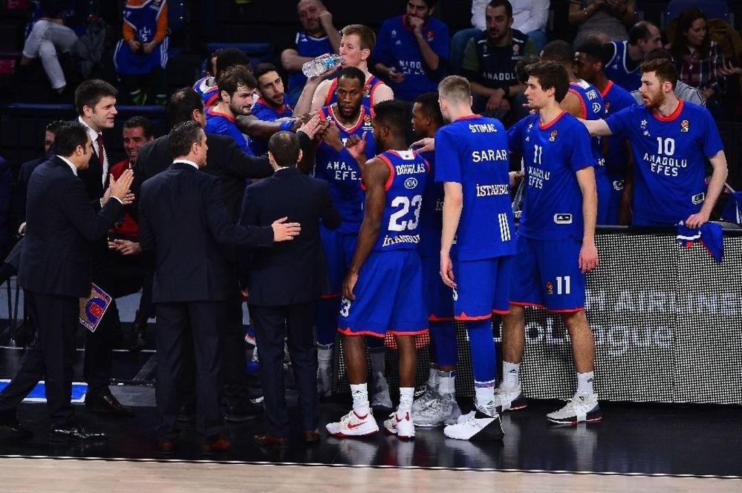 Thy Euroelague: Anadolu Efes: 81 - Maccabi Fox Tel Aviv: 94